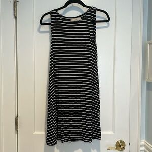 Simple loft swing dress